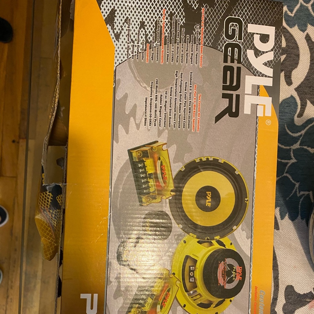 Play gear